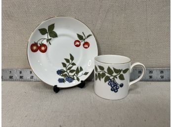 Staffordshire Fine Bone China Teacup & Saucer: Fruit Design