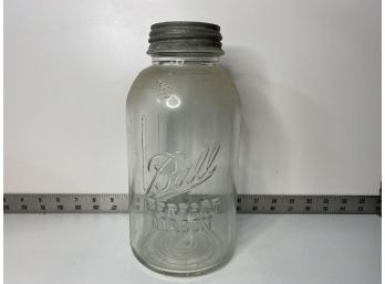 Vintage Ball Perfect Mason Jar With Lid Clear 1/2 Gallon