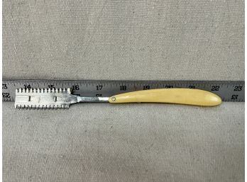 Vintage Durham Domino Razor