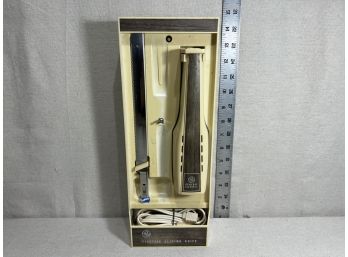 Vintage GE Electric Slicing Knife In Original Packaging, Missing Fork.