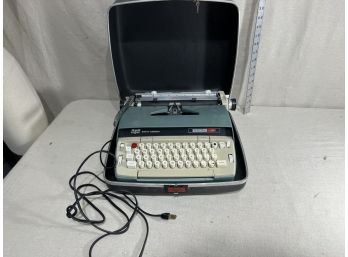 Vintage Smith-corona Electra 110 Typewriter, It Works!