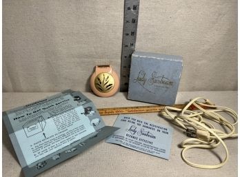 Vintage Lady Sunbeam Shavemaster:  All Parts Included, It Works!