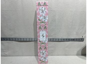 2 Sheets Scented Drawer Lining Paper Oriental Lily, Original Box