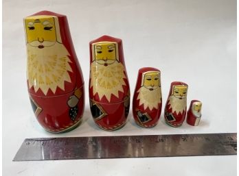Nesting Set Of 5 Santa's
