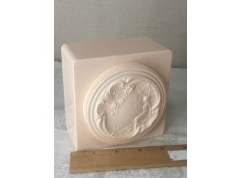 Art Deco Powder Box, Light PInk