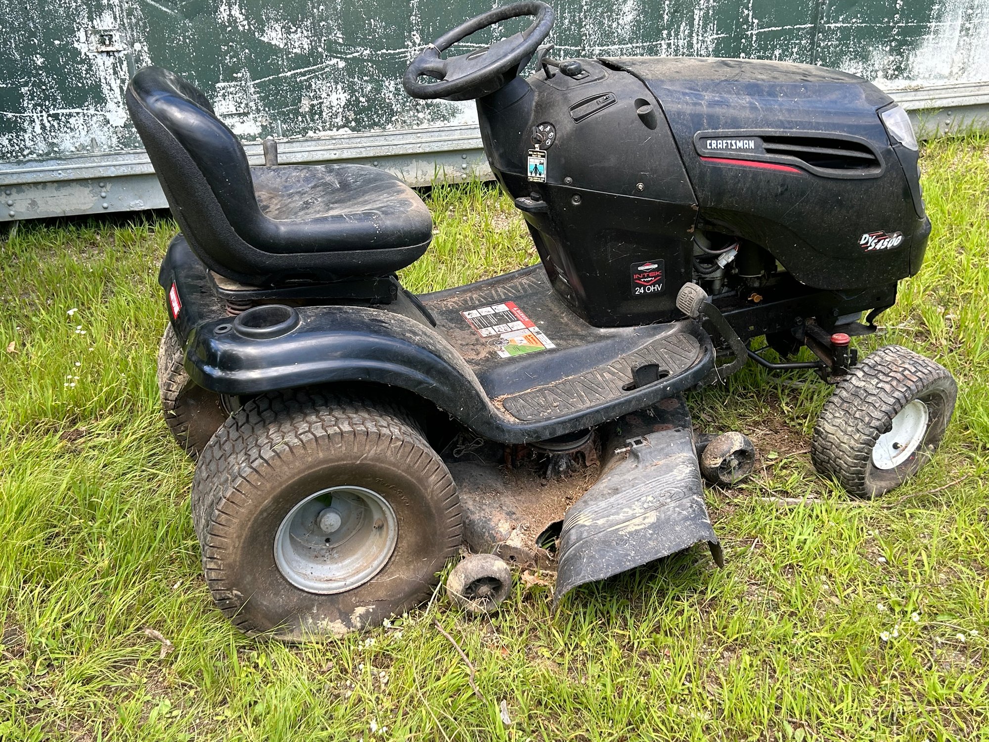 Craftsman DYS 4500 Lawn Tractor 42 Inch #6076