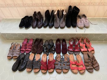 19 Pairs Of Clarks Shoes