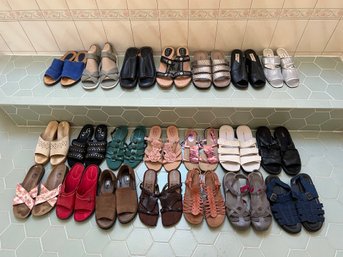 21 Pairs Of Open Toed Shoes