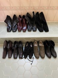 8 Pairs Of Booties (K)