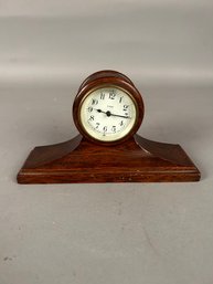 New Haven 8 Day Mantle Or Shelf Clock