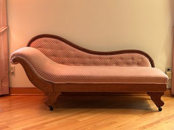 Victorian Walnut Fainting Couch