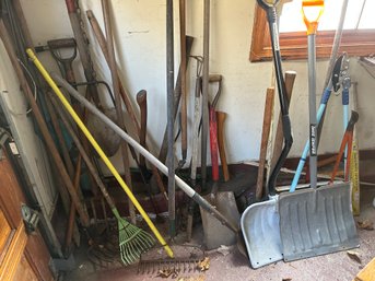 Yard Tools  Garage