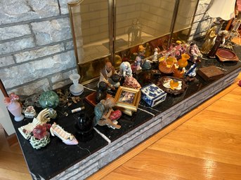 Mantle Lot, Miscellaneous Items, 60 Pcs