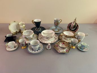 16 Tea Cups, Most With Saucers