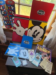 Disney Collectors Lot Includes Park Tickets And Epcot Coin - BR151
