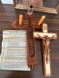 Vintage Catholic Last Rites Crucifix Cross Candles Holy Water Bottle Plus Picture - L152