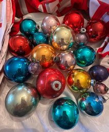 Lot Of 20 Vintage Glass Ornaments In Dif Colors And Sizes - 36