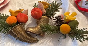 3 Vintage Flocked Fruit And Bird Ornaments: Boot And Cornucopia  - 38