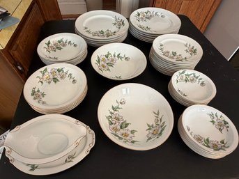 Pretty Hira Fine China Japan Glenda Set - B1 - 6