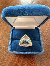 Eye Catching 14k Yellow Gold & Large Blue Tourmaline Gemstone Fancy Shaped Cocktail Ring - J4