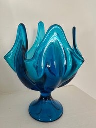 Mid Century Viking Art Glass 6 Petal Handkerchief Glass Vase - 1