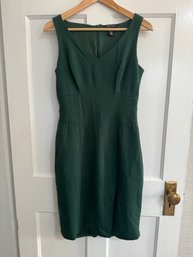 White House/Black Market Green Dress Size 4 MINT
