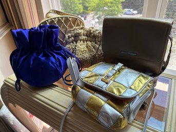 5 Silver And Gold With A Touch Of Purple Hand Bags - B25