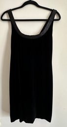 Linda Allard For Ellen Tracy - Black Velvet And Beaded Lined Dress - MB10