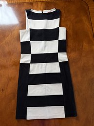 Red Saks Fifth Avenue, Size M..P