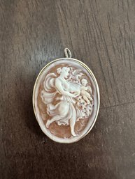 Antique Cameo Stamped 800 Depicting Mother And Cherub Pendant Brooch - JD44