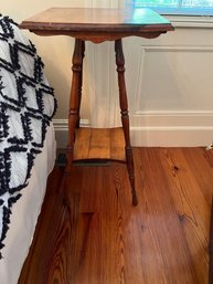 Antique Square Accent Table - BDA3