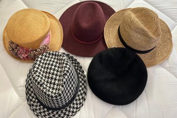 5 Assorted Hats Many From Gap - 54