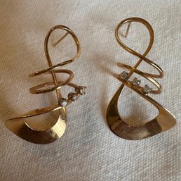 14k Yellow Gold And Diamond Long Earrings - J7
