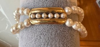 Large 14k Yellow Gold And Pearl Bracelet - J15