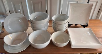 Set Of 16 White Mix And Match Dishes - 110