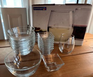 12 Stemless Wine Glasses, 6 Heavy Glass Bowls, 8 Square Condiment Cups - 111