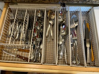 Reed And Barton Stainless Silverware And Wire Racks - K11