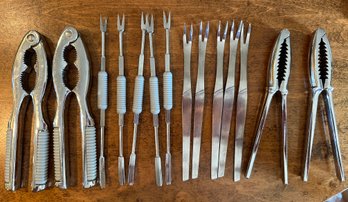 Lobster Crackers And Forks - S6