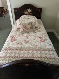 Twin Bed With Hand Painted Head And Footboards, Quilt And Pillows - BD2e
