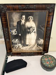 Antique Bride And Groom Photo, Vintage Clutch And Decorative Old Box - BD3d