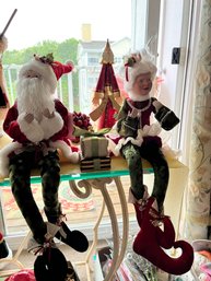 Sitting Mr. And Mrs. Santa Plus Lot - 2D18