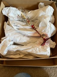 New In Box 10 Red And Gold Champagne Flutes - 2D37