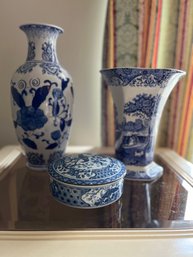 3 Cobalt Blue Porcelain Items - 2Den8