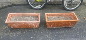 2 Terracota Planters