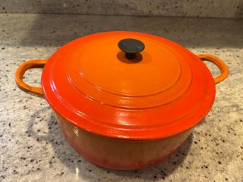 Le Creuset Orange Enamel Pot -k17