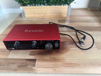 Focusrite Scarlett 4i4 Audio Interface . Excellent Condition