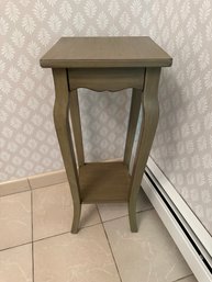 Stylish Gray Plant Stand - 1b2