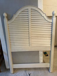 Like New Drexel Heritage White Twin Headboard & Frame With Free Mattress  - G4