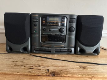 Koss HG910A Portable AM/FM Radio Compact Disc Player/double Cassette BOOMBOX!!