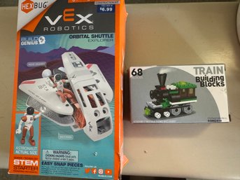 HEXBUG VEX & Train Loco Building Blocks .  See Description